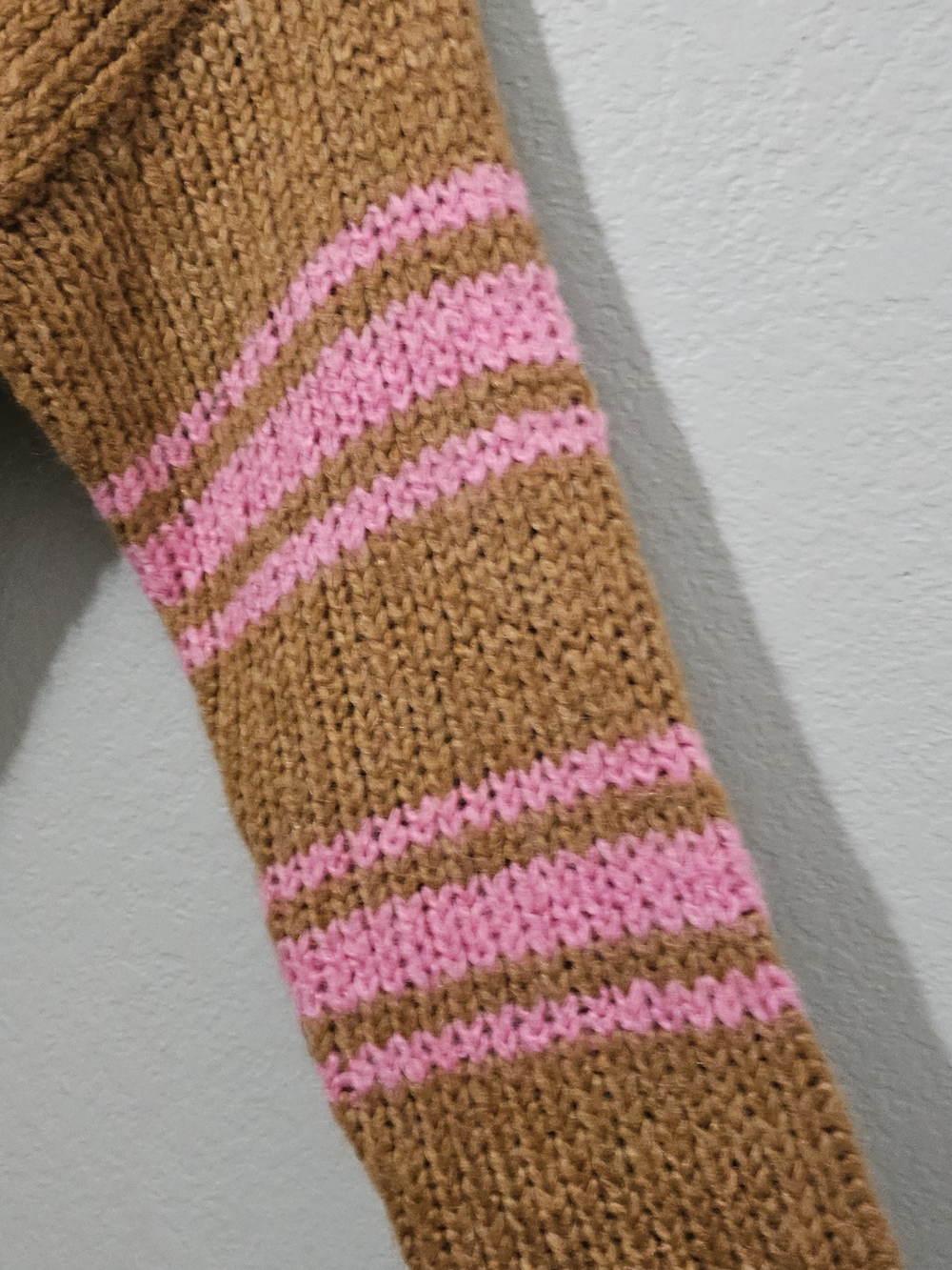 NWT aerie Camel Crewneck Sweater with Pink Stripes Womens Large Oversized - Picture 2 of 7